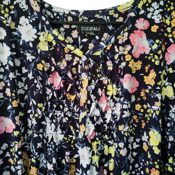 Roz & Ali | Tops | Roz Ali Womens Navy Blue Floral 34 Sleeves Smocked ...